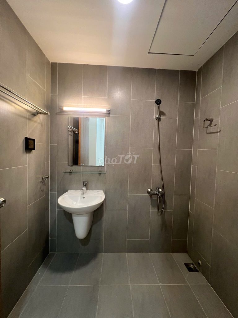 Rent three Centum wealth bedrooms for 11 million in place.