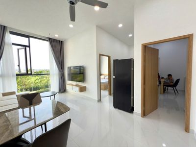 Ctl versus Stown for a good rent: Two bedrooms cost 8 million 3 bedrooms cost 10 million.
