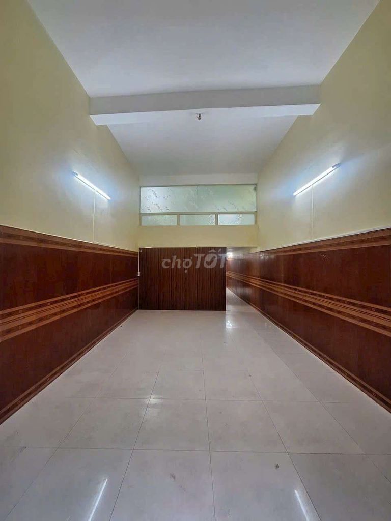 Trần Hưng Đạo apartment (size)