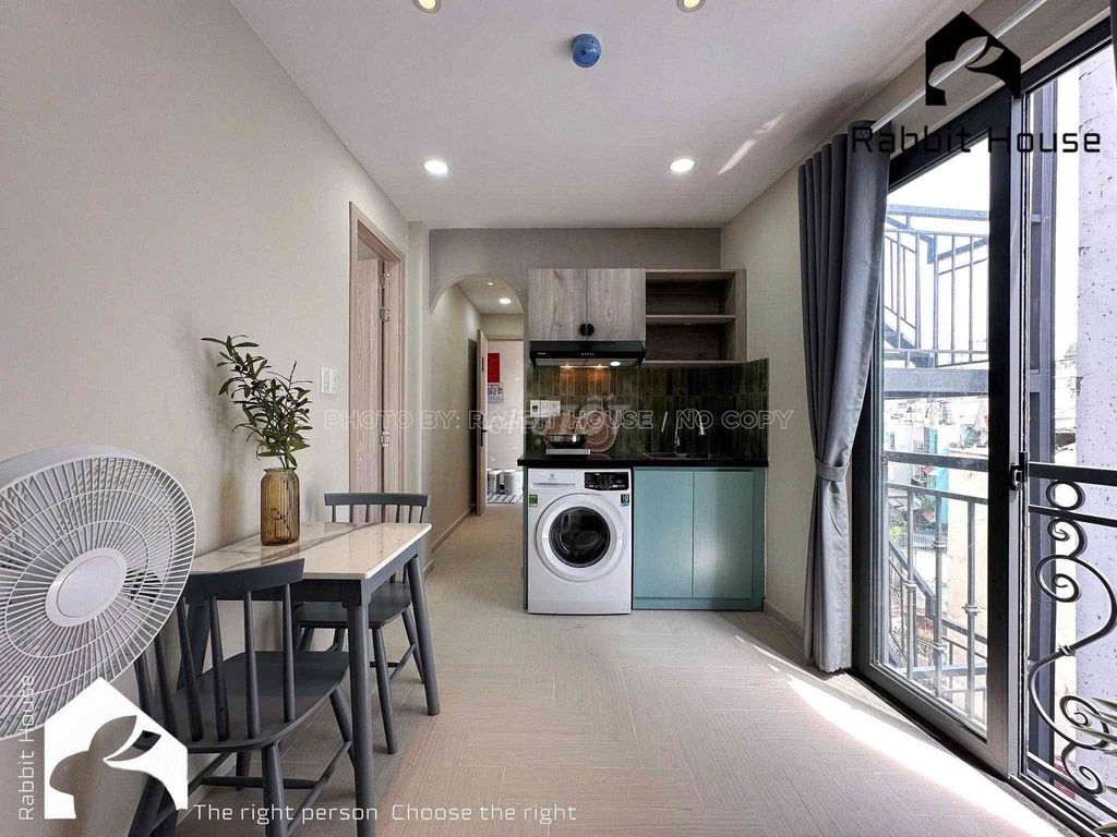 The apartment is one bedroom, which is full of Tô Hiến Thành, District 10.