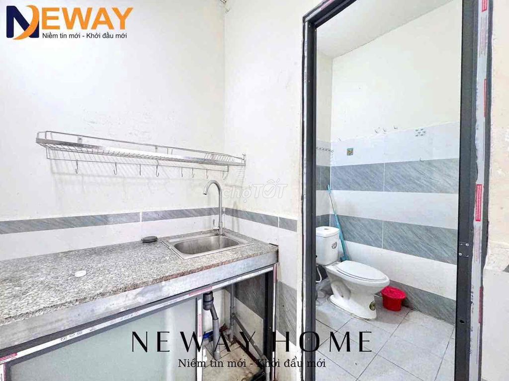 The 1 st floor may be business and stay, clean