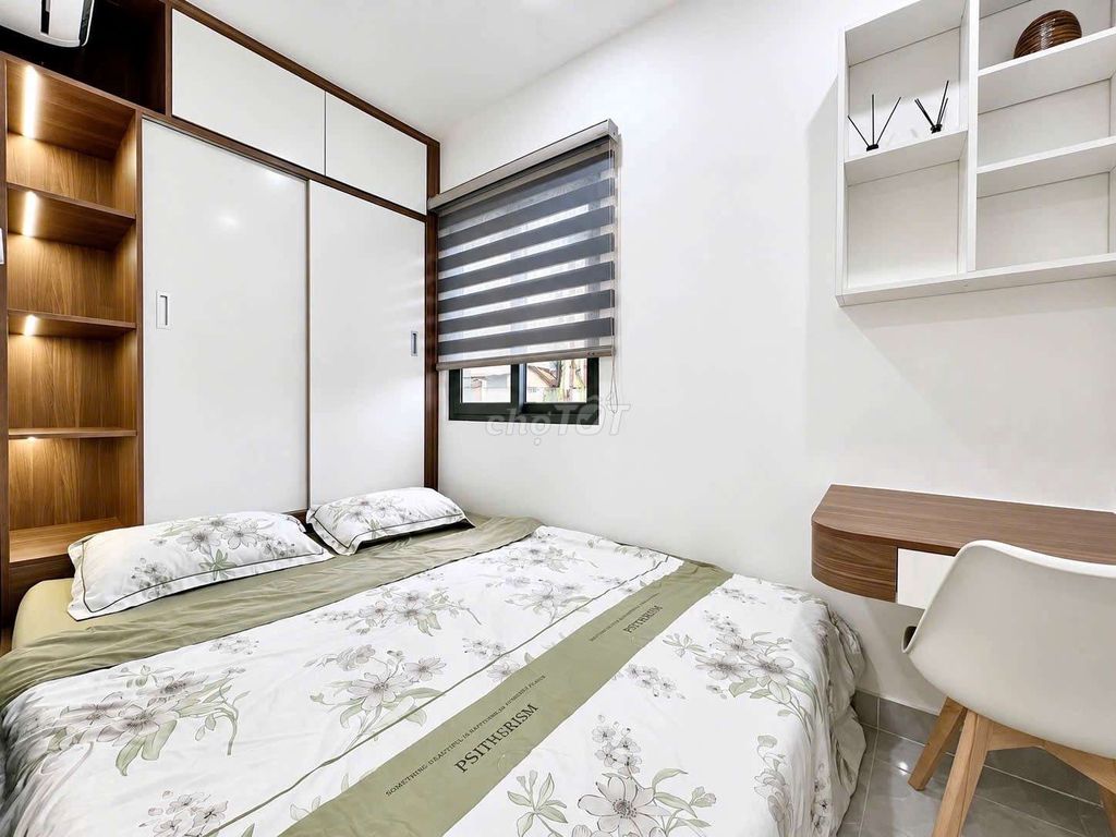 Full Seven Service House, District 10 Vĩnh Viễn Road.