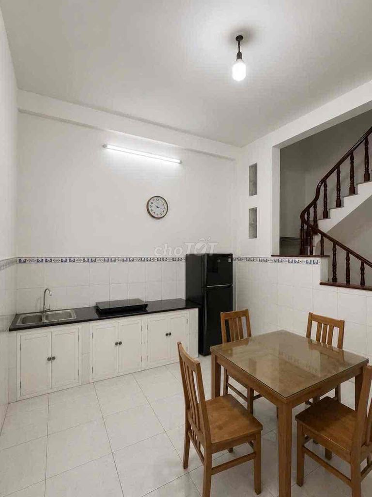 Rent the Tân Thới Hiệp 14 front house. 12th District 1 .2-foot bedroom 11 million refrigerators.