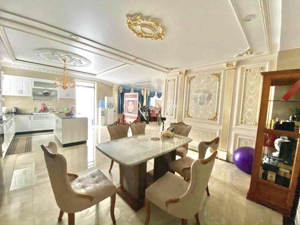 "Nepth x 203th floor 5th floor bedroom" "Ninem 7-7," Bình Tân