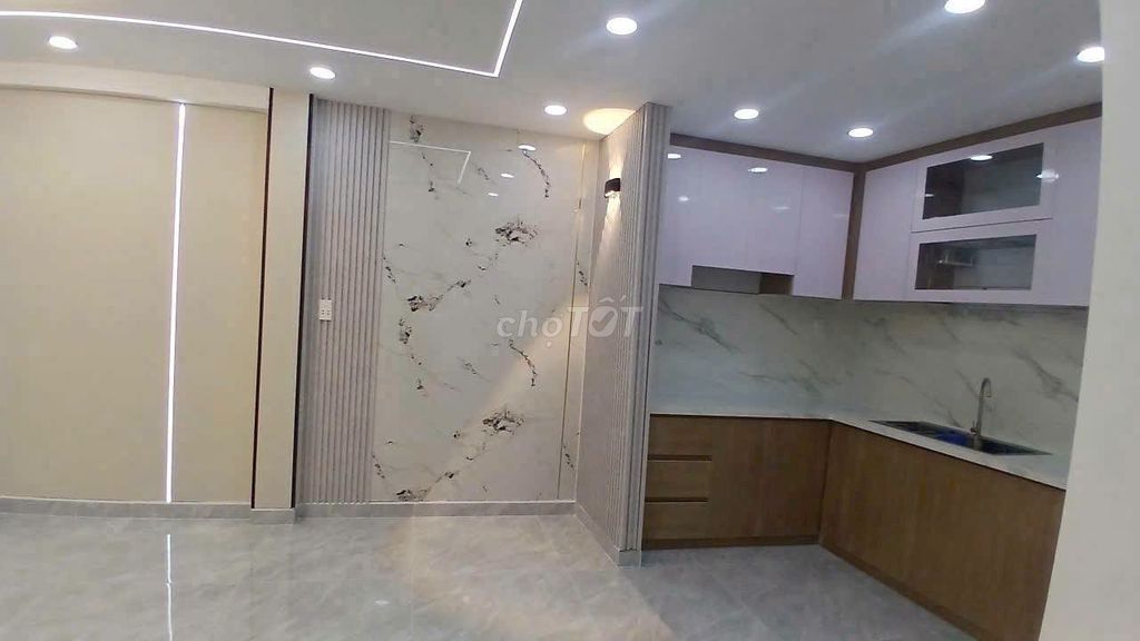 Rent a nice new house 1/ Trương Thị Hoa P. Tân Thới Hiệp District 12