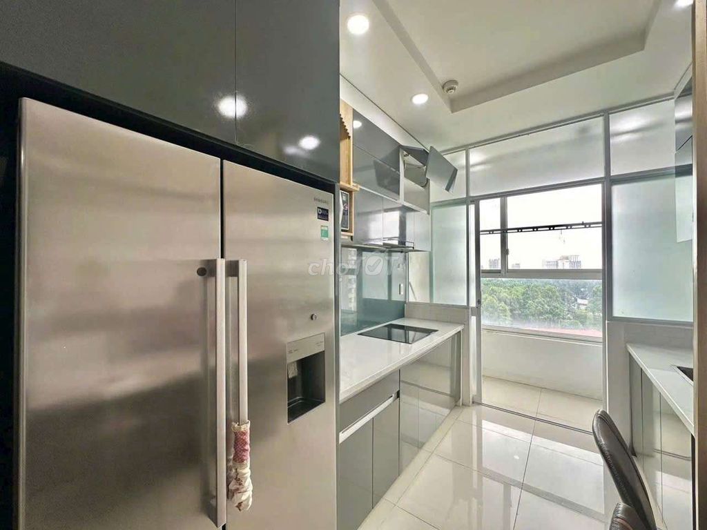 Two bedrooms. Two beautiful view toilets. Novaland Golden Mansion.