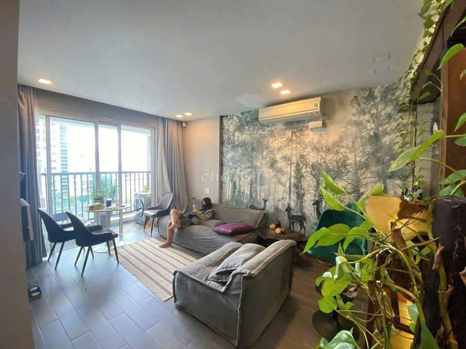83 m2 only 2 bedrooms, wide Pmaster, Novaland Orchhard Parkview