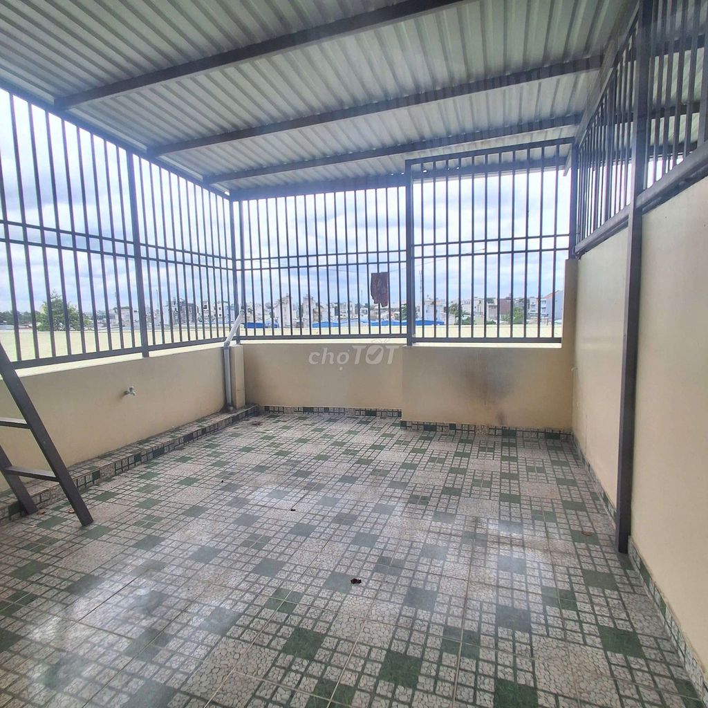 Rent four bedrooms, four toilets, 11 trieu.