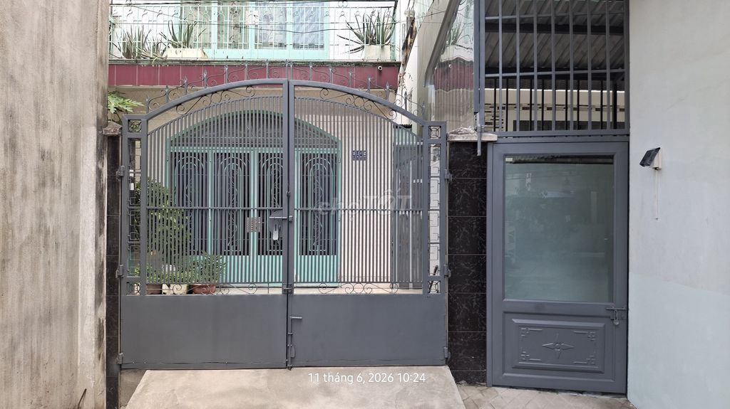Rent a part house at - Gò Vấp - near the pink market