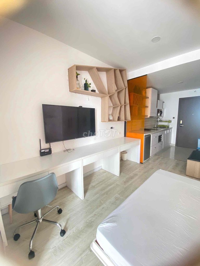 The full studio apartment of Saigon Royal furniture