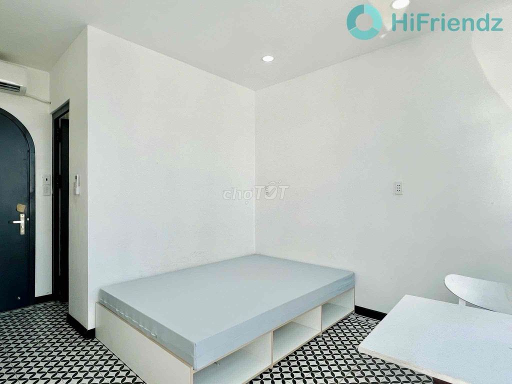 Rent a room near Master's University, Saigon University.