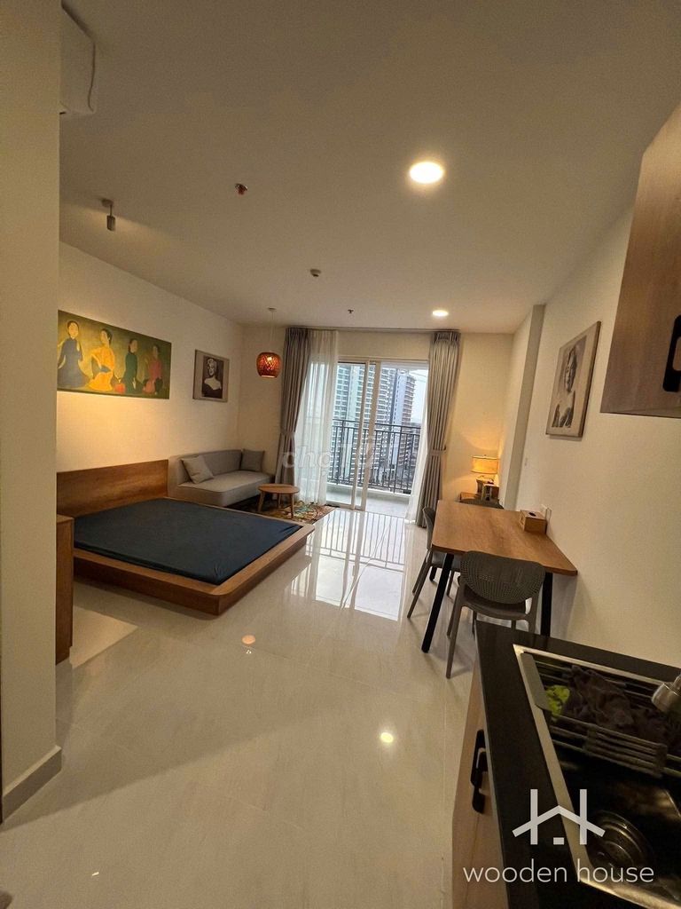 Sunrise Riverside 1 bedroom 7.4 million.