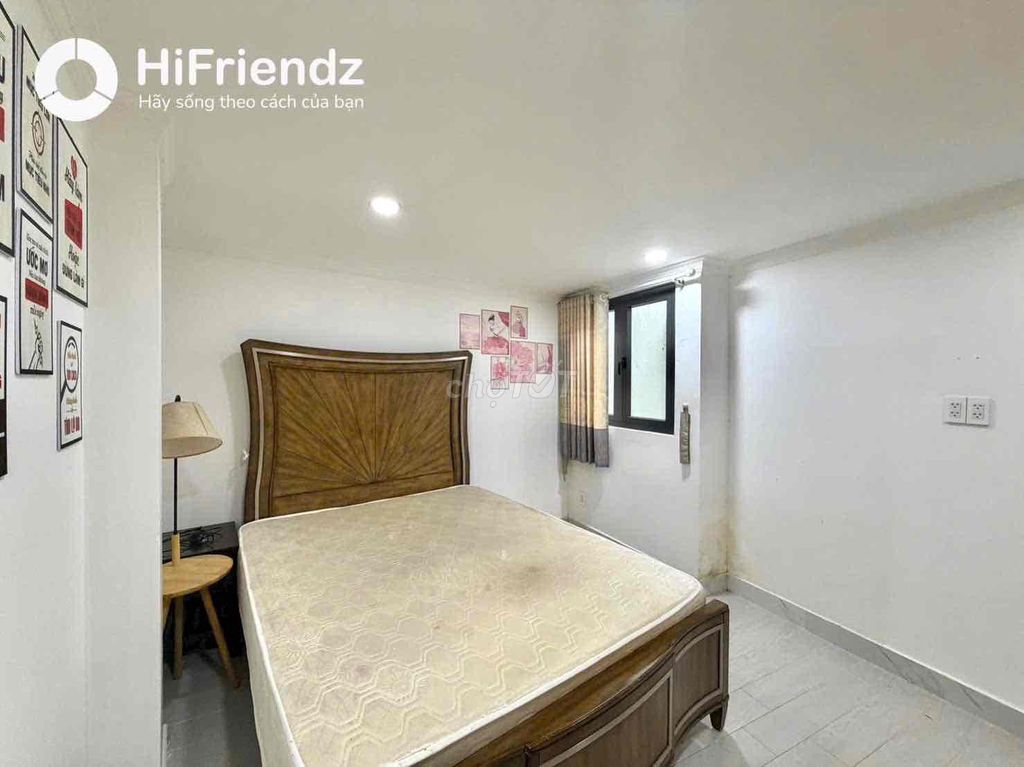 Rent the 7th District apartment near the scvtoo Café, Martres, Funky.