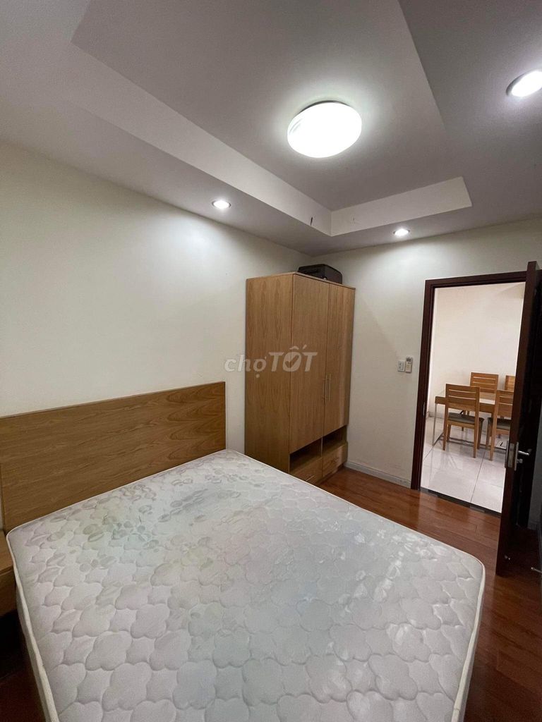 The court's rare! Cộng Hòa ghdun 70 M2 bedrooms/2 upstairs toilets -13 million