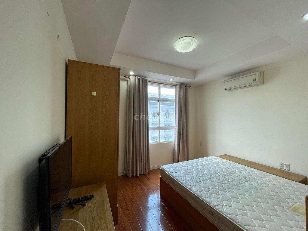 The court's rare! Cộng Hòa ghdun 70 M2 bedrooms/2 upstairs toilets -13 million
