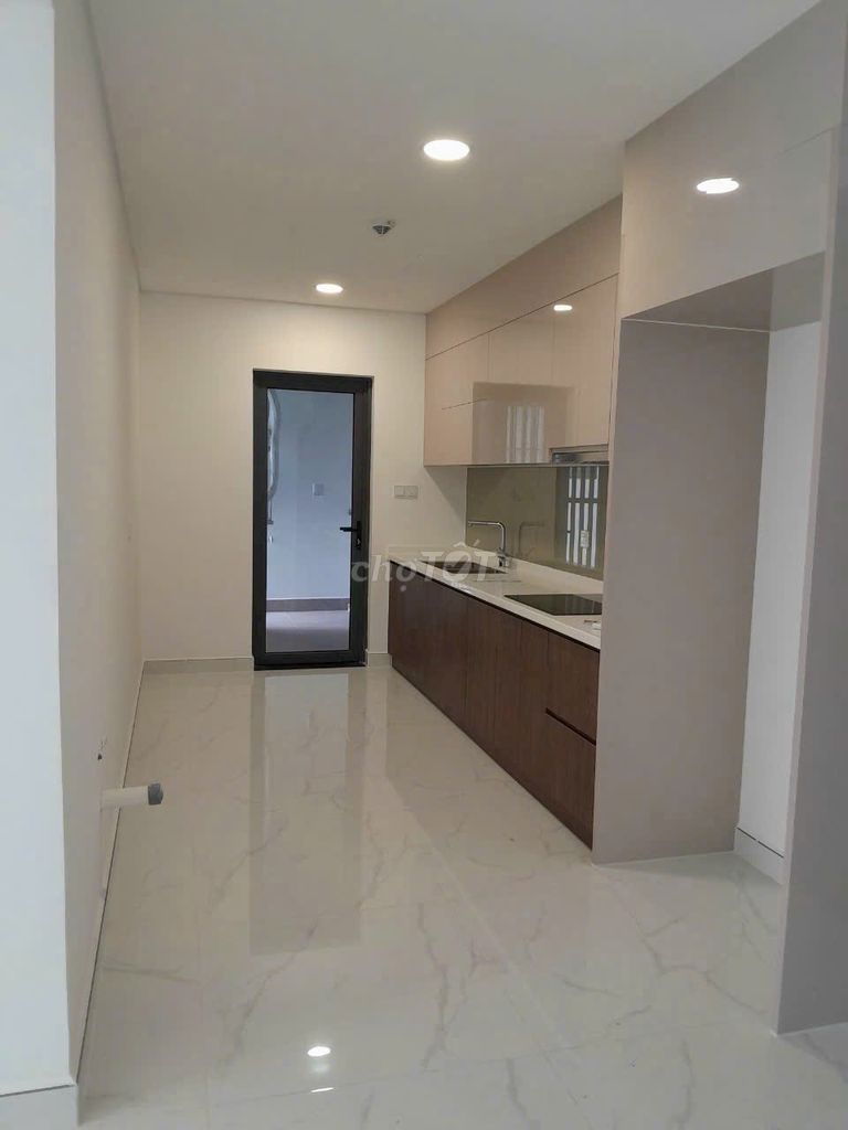 Diamond Celadon City Advanced House, AEon Mall Tân Phú. Two bedrooms. Two toilets.
