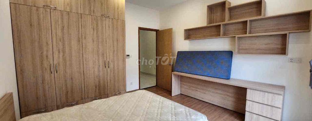 To rent Park Riverside ground two floors only 15 million.