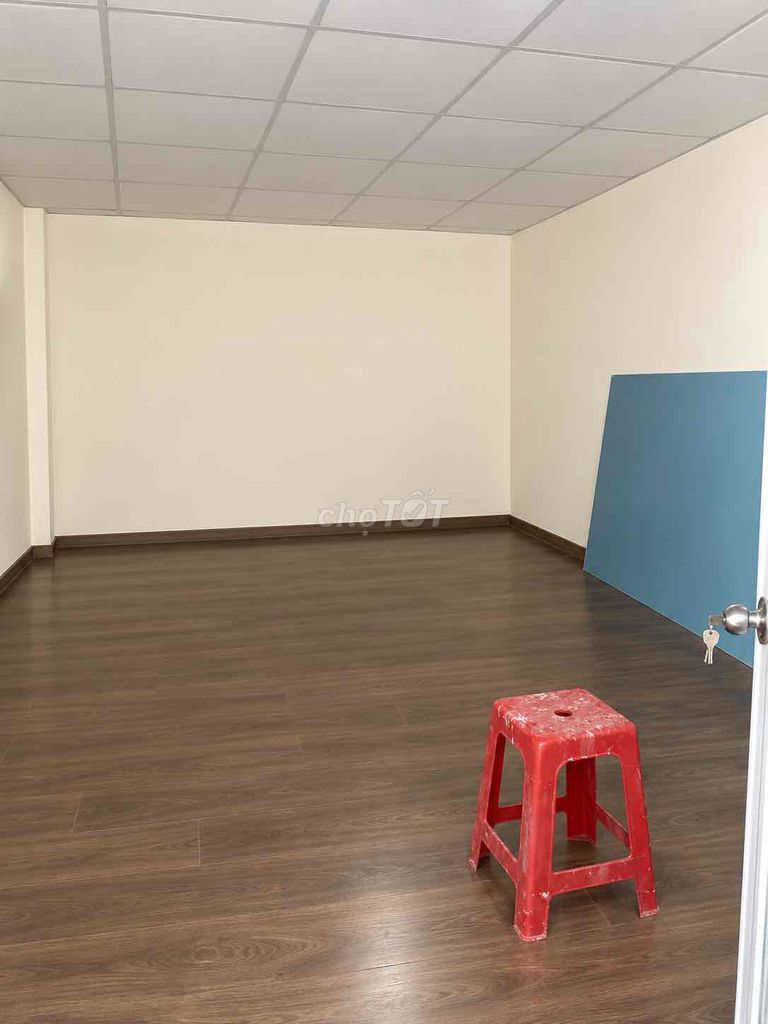 Rent a house 4 x23 M street at 17 million-- 5 x 21 meters at 20 million Tân Quy.