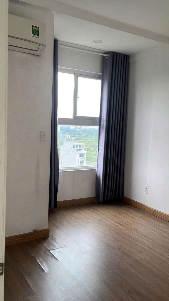 Rent the Guardian of the country 4 x 15 including 2 bedrooms. A toilet with seven.