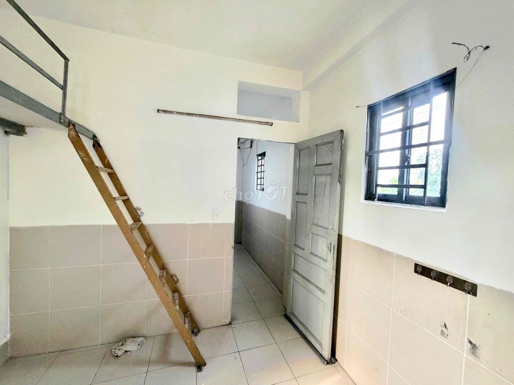 rent all the comforts of refrigerators, air conditioning