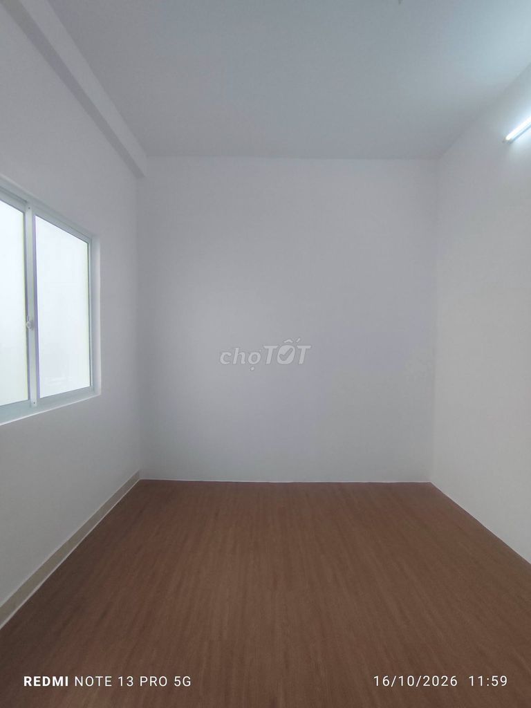 Rent Nguyễn Duy Dương District 5 (near pink school)