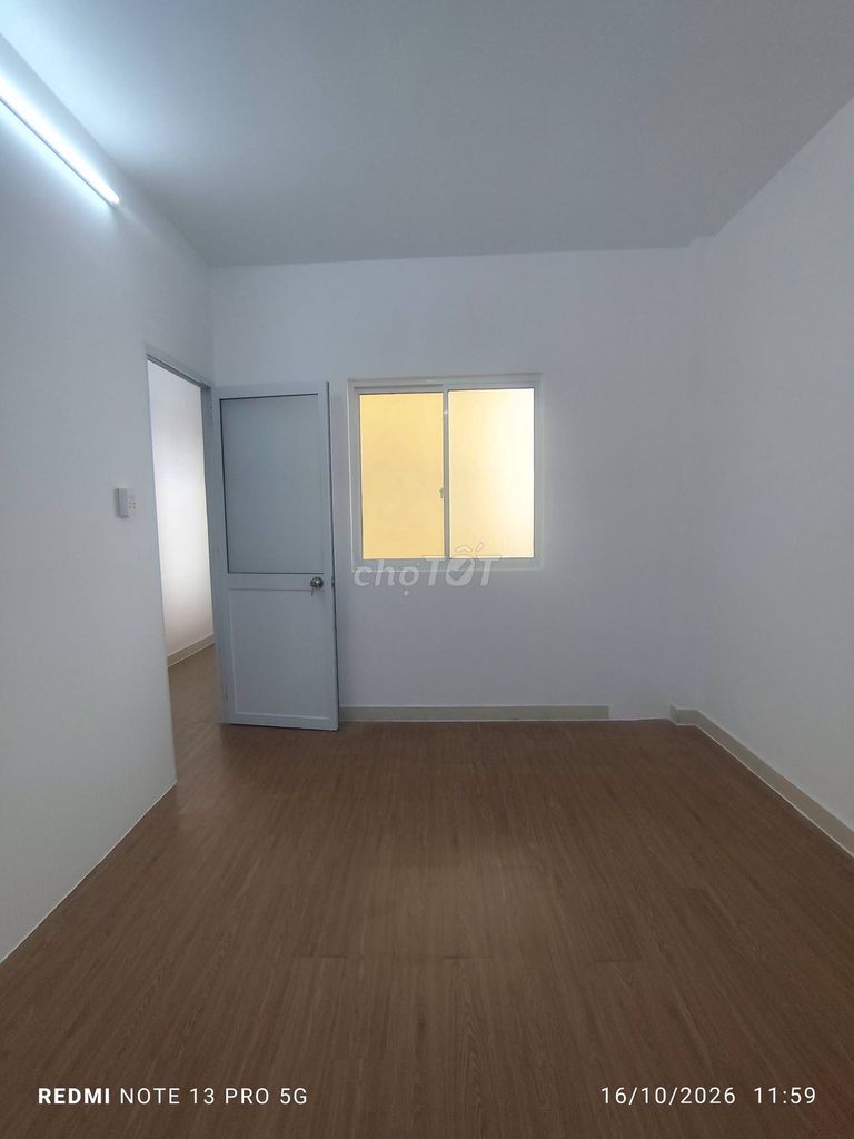 Rent Nguyễn Duy Dương District 5 (near pink school)