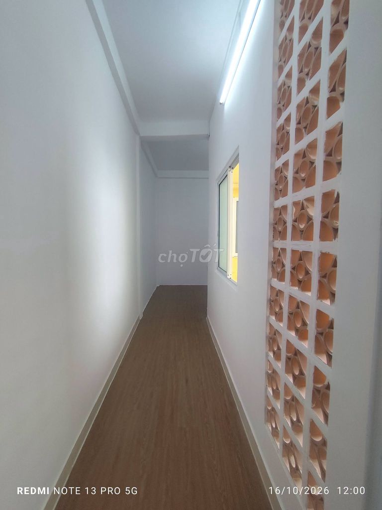 Rent Nguyễn Duy Dương District 5 (near pink school)