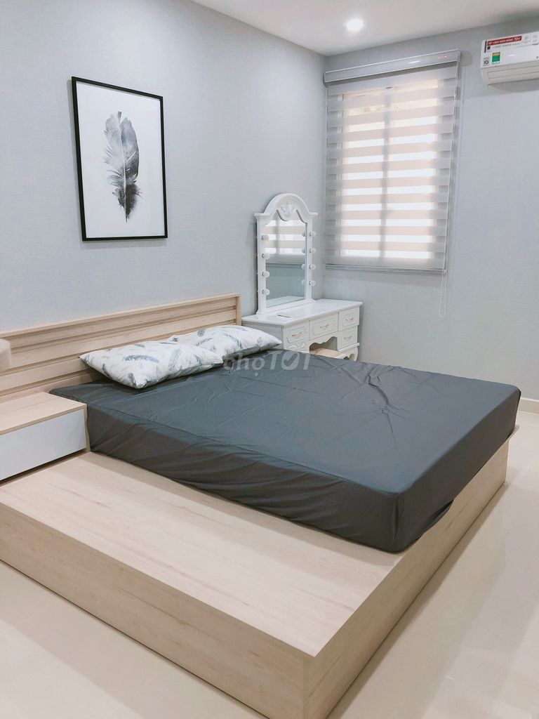 Renting Ruby Garden apartment, Tân Bình, 90 meters, 2 bedrooms, 9 million.