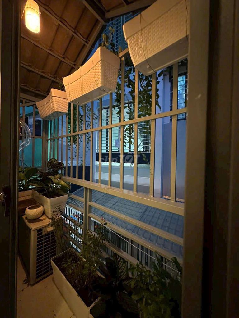 Rent a 133th Street Middle Hall 10 megawatts. Two bedrooms. Two bathrooms.