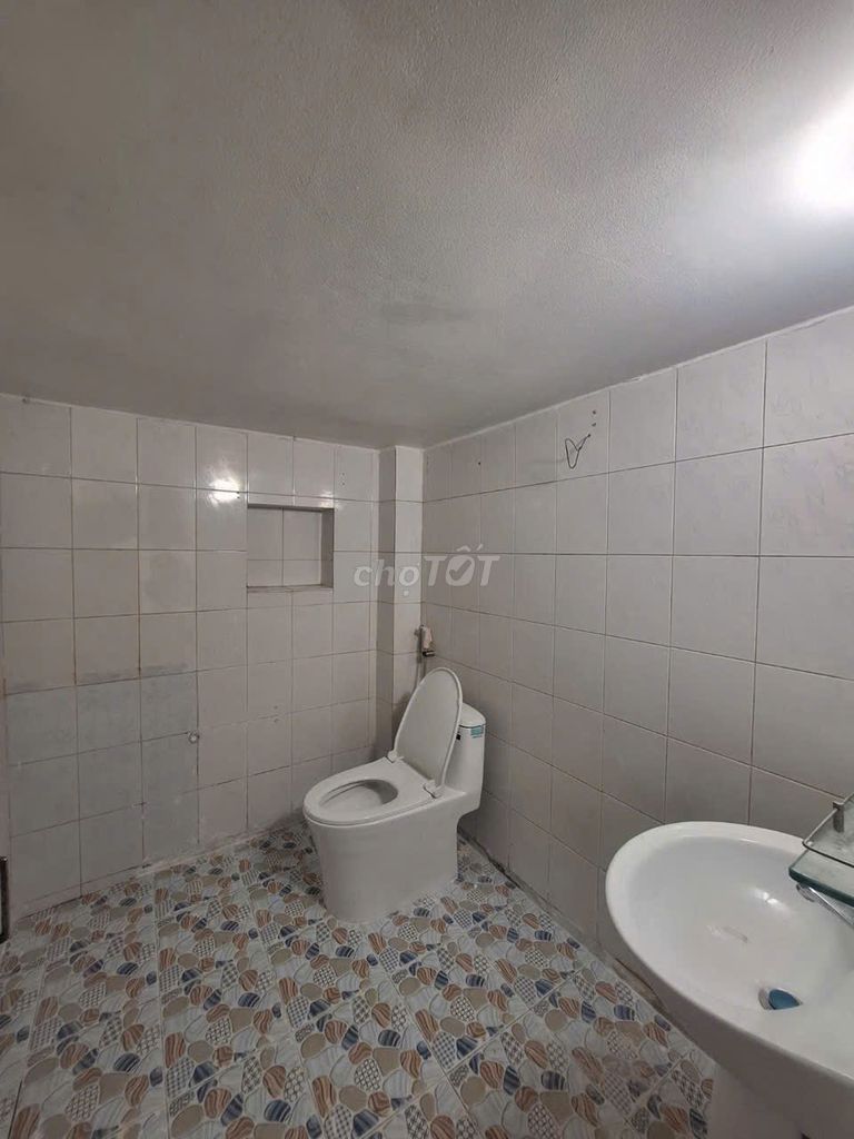 Trần Hưng Đạo House, area 4 meters x 20 meters, 3 bedrooms, 5 meters alley, new home