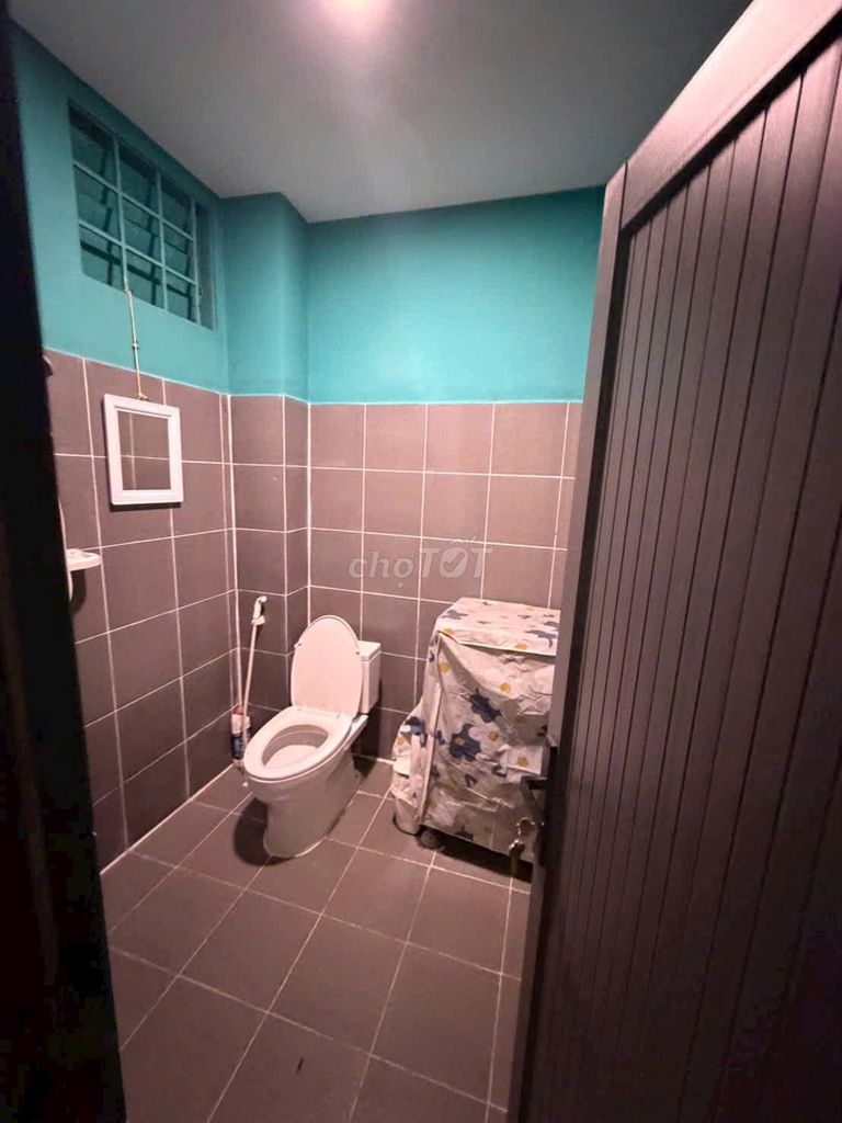 To rent 127 A Bà Huyện Thanh Quan, District 3 – equal to 5 M - 35 million