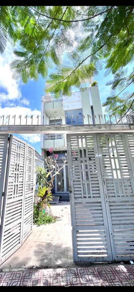 Rent the Huỳnh Tấn Phát cash house, ttnb. Near archive C, volume: 5 x28 meters, 30 million
