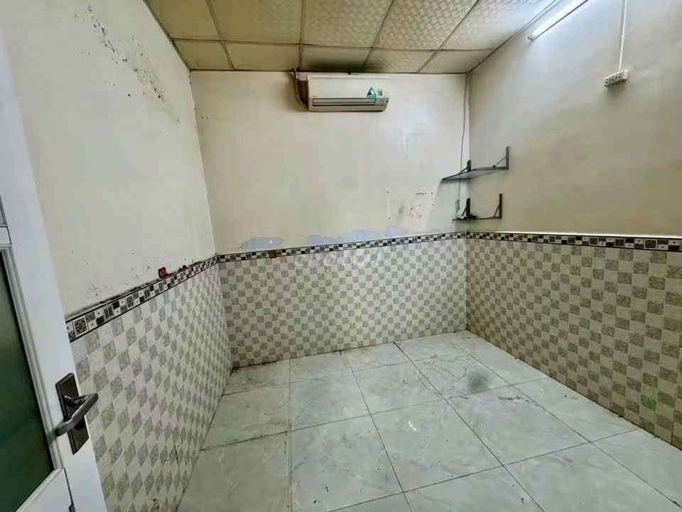 3 MNguyễn Kiệm 4 X15 M 3 bedroom 2 air conditioning