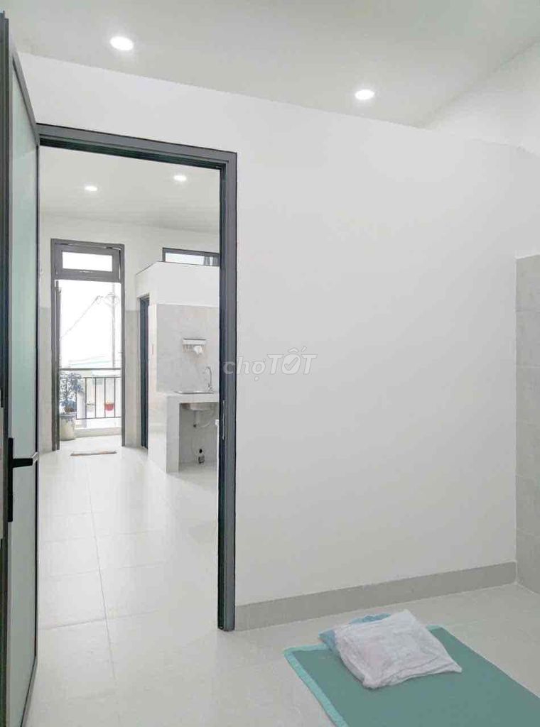Qq1107 Main House