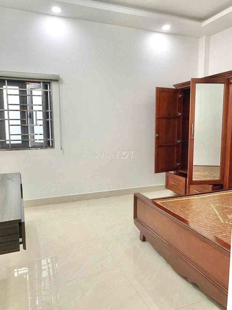 The Full House 4 x 15th floor bedroom 6 toilets Lê Văn Quới street