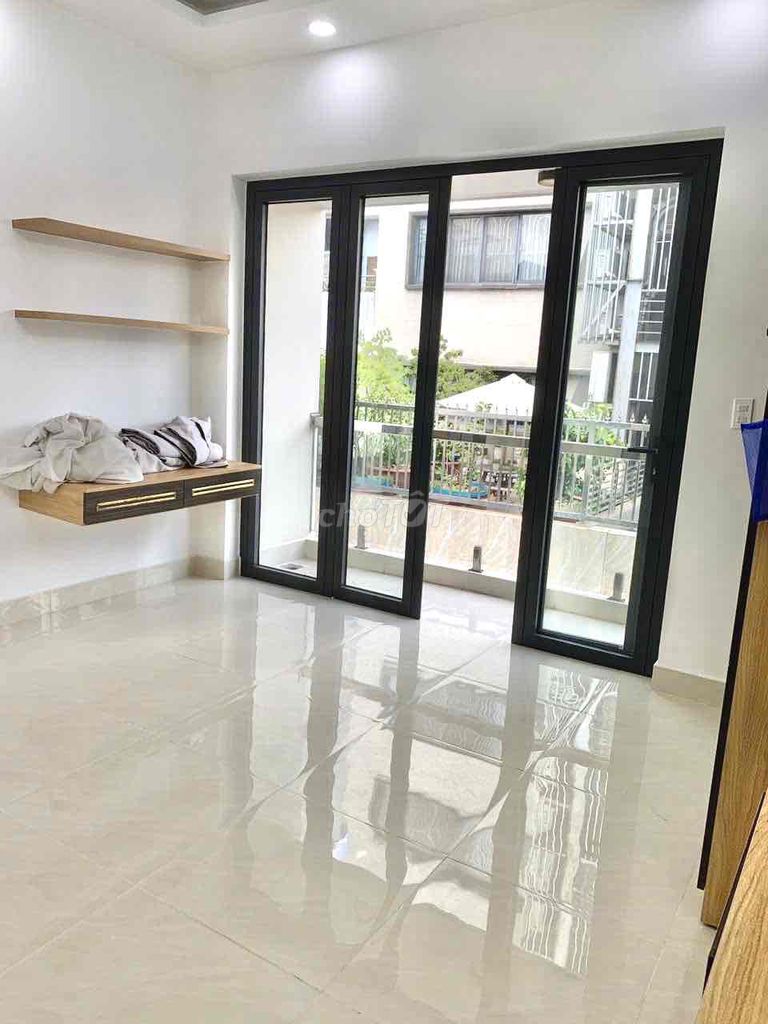 The Full House 4 x 15th floor bedroom 6 toilets Lê Văn Quới street