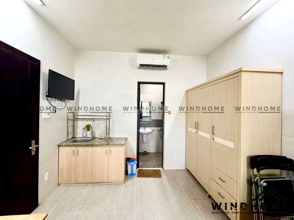 full interior opposite rmit near tdt lotte