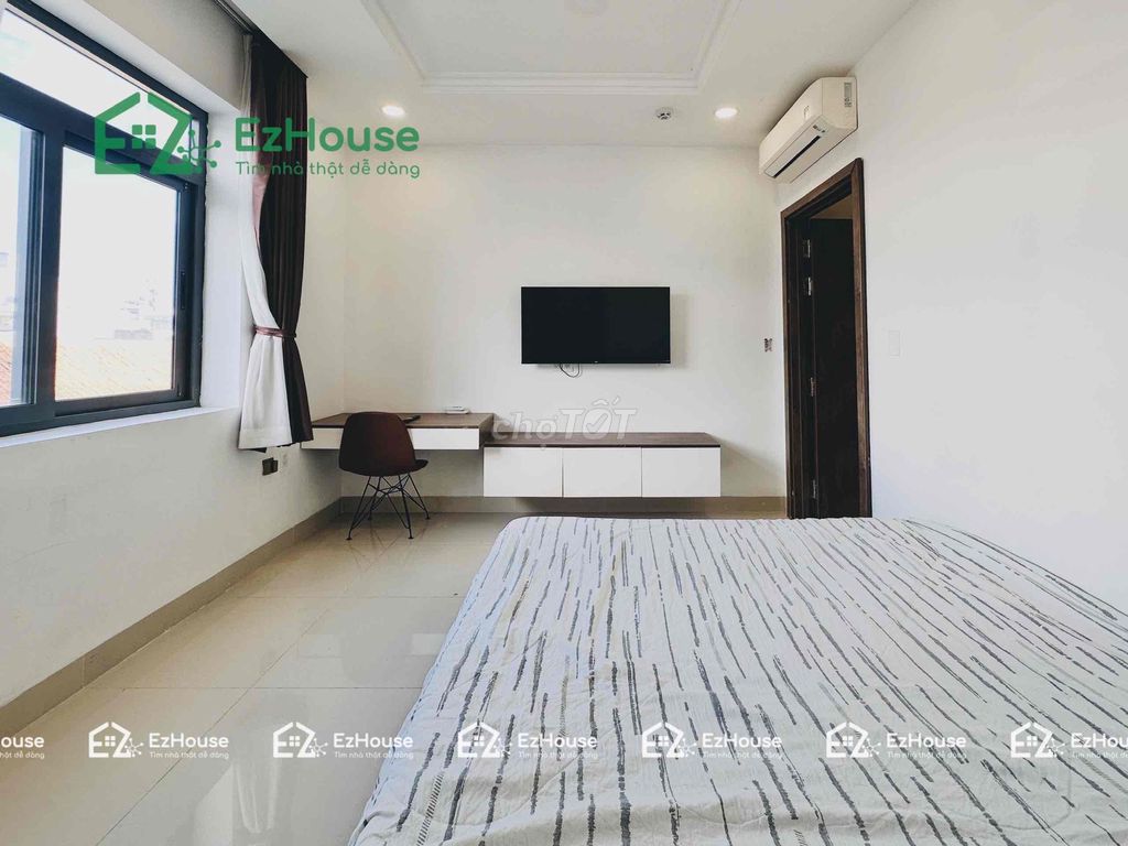 A kitchen bedroom, Bế Văn Cấm.