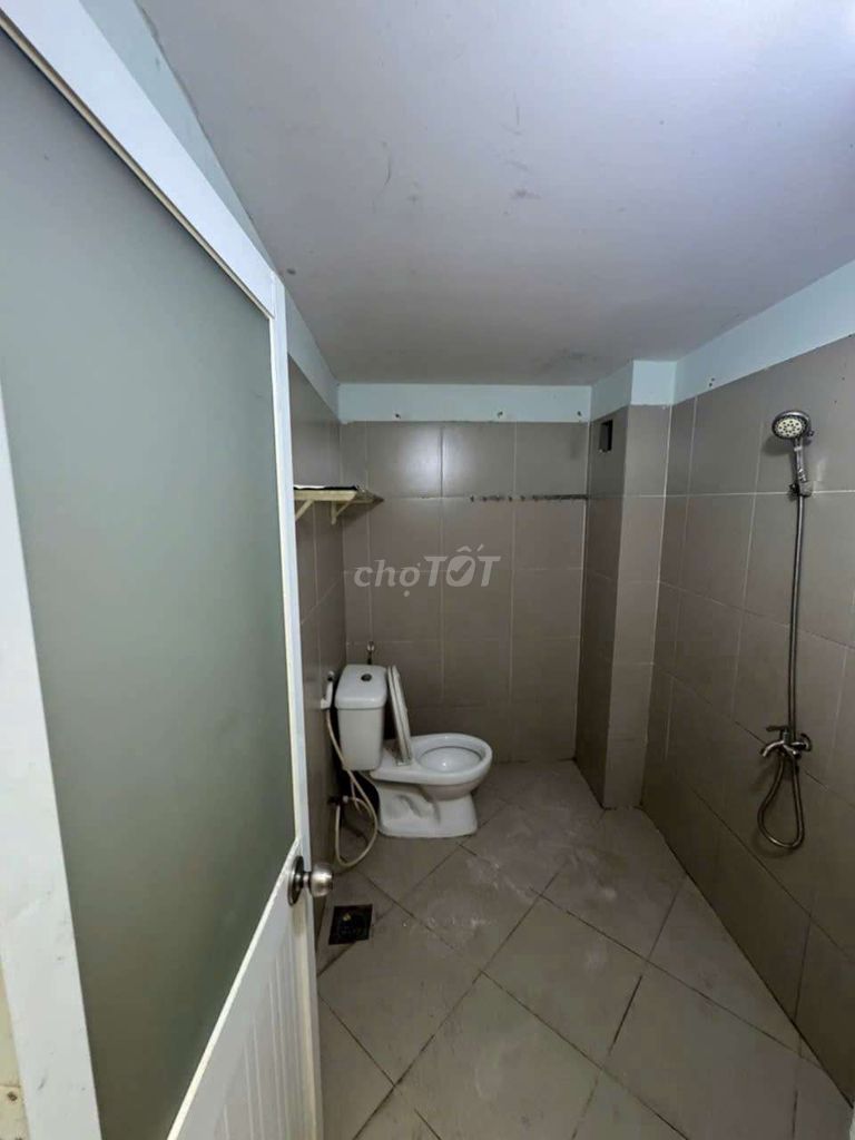 417 meters wide, 2 carway bedrooms near gxstones