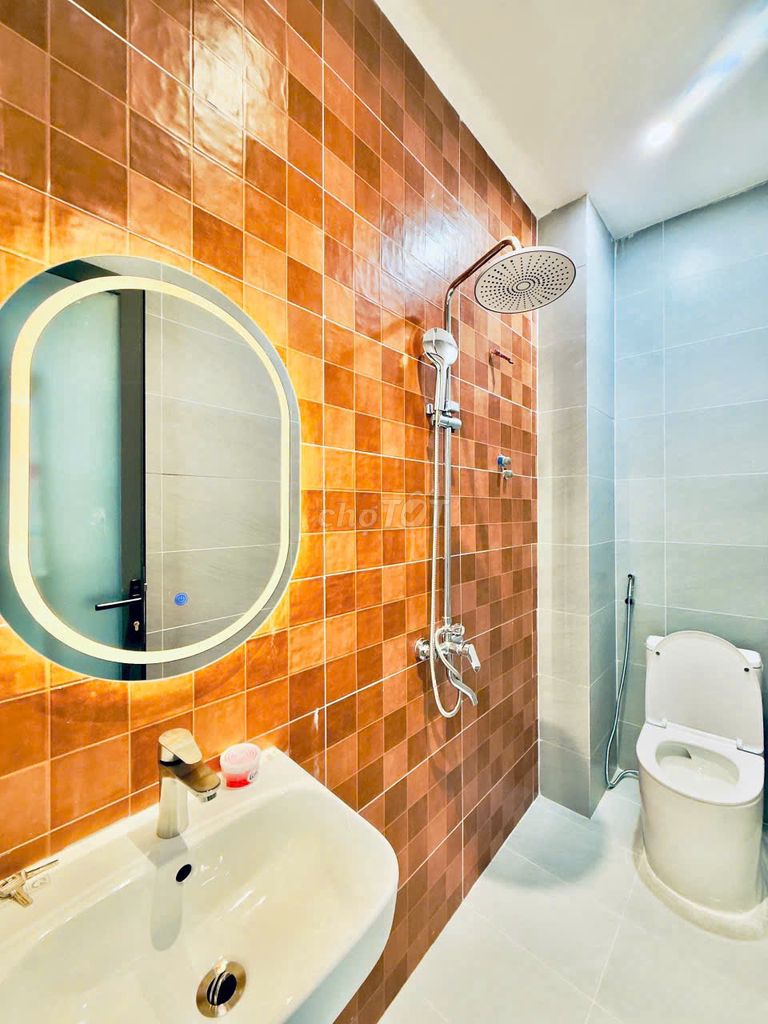 Rents 1054 Trường Sa, District 3 – 4 stories, full interior - 30 million