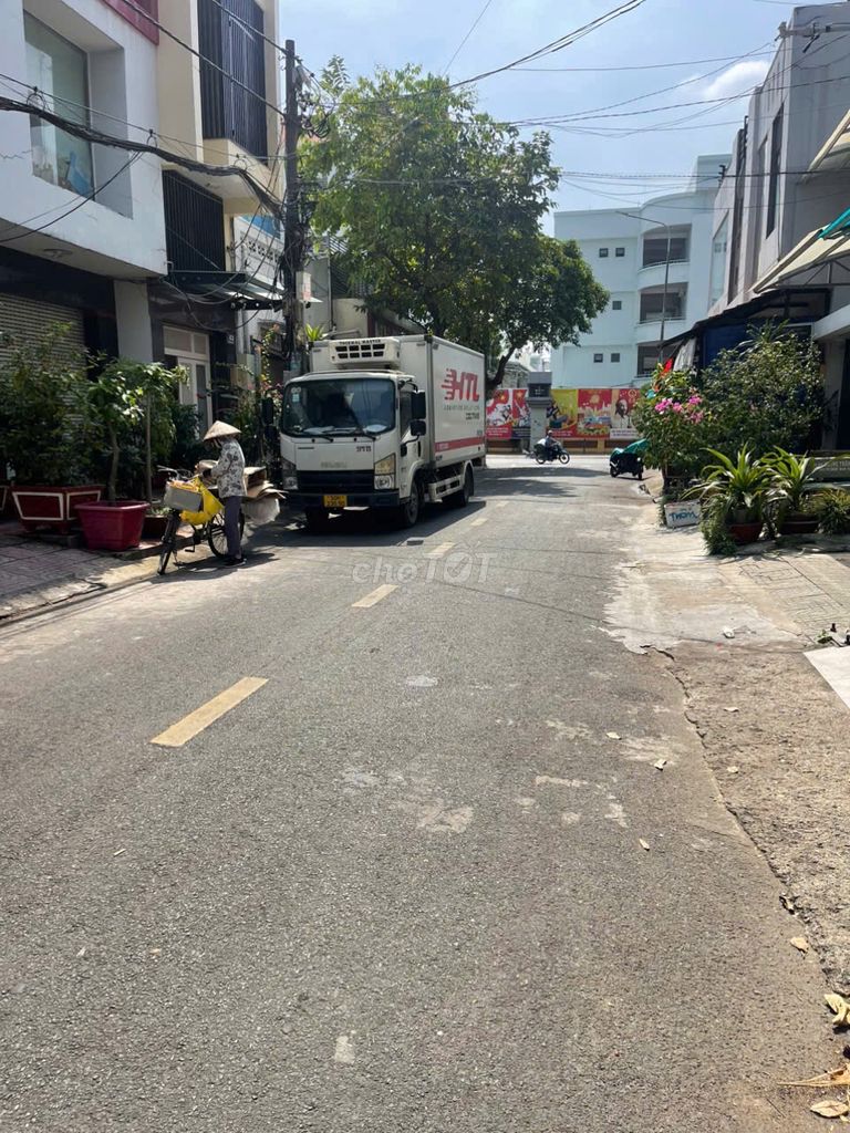 Rent a cash house in Vườn Lài, 8 x 30 meters, 2 floors, 35 million