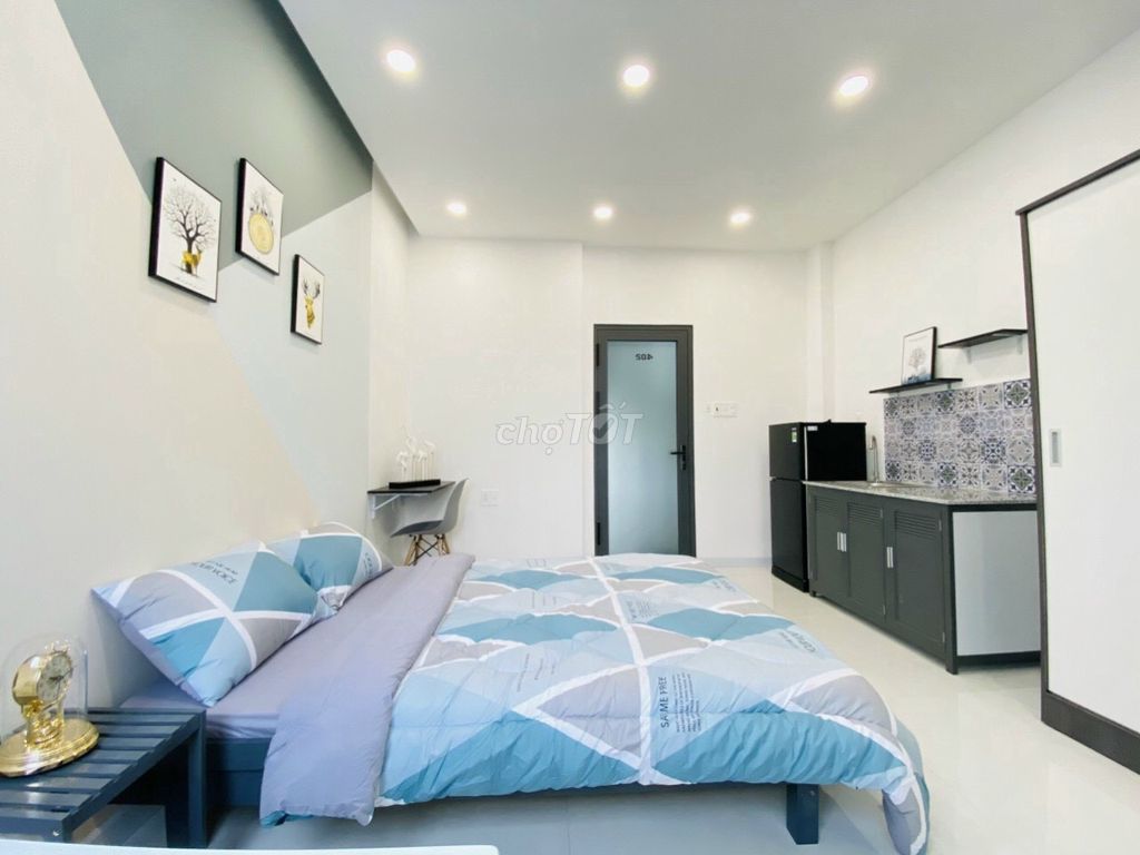 - Near CoopMart Huỳnh Tấn Phát District 7?