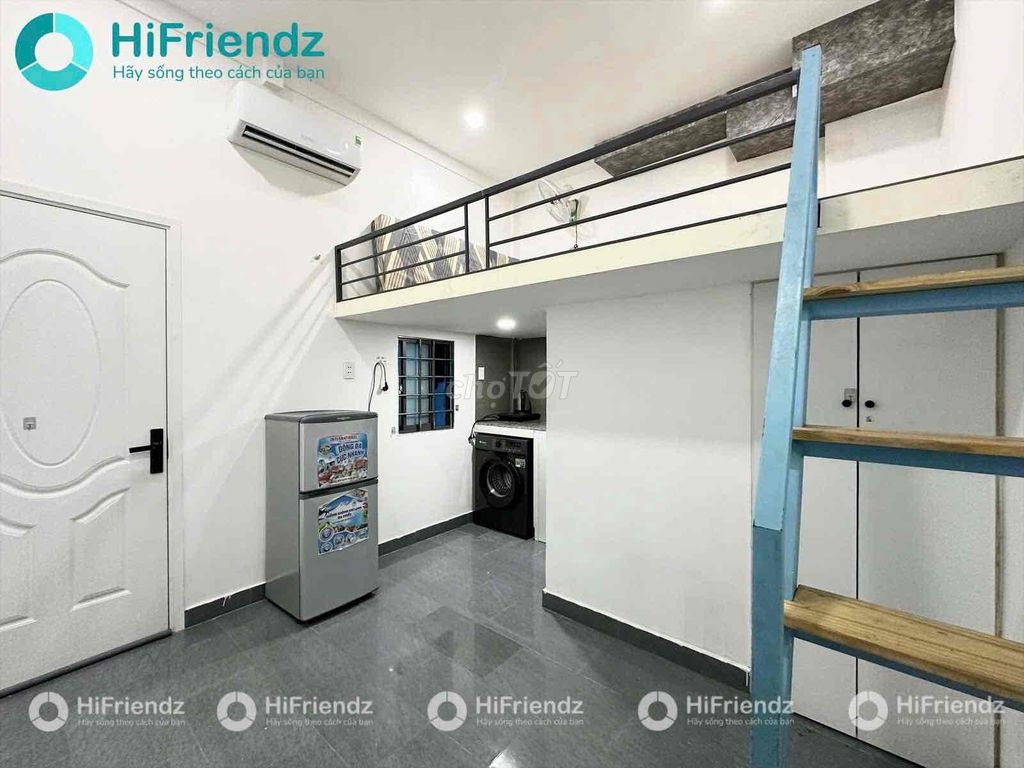 Rent a full interior - sky window five P rides from college