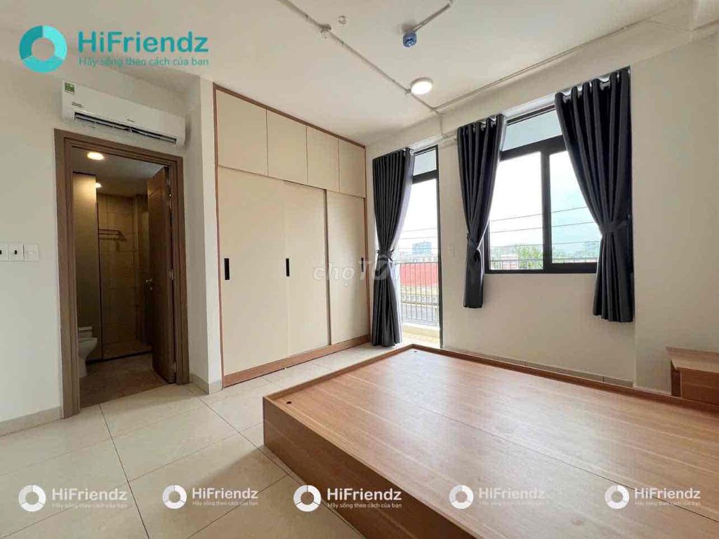 Open the new service apartment. 100 right out of the city.