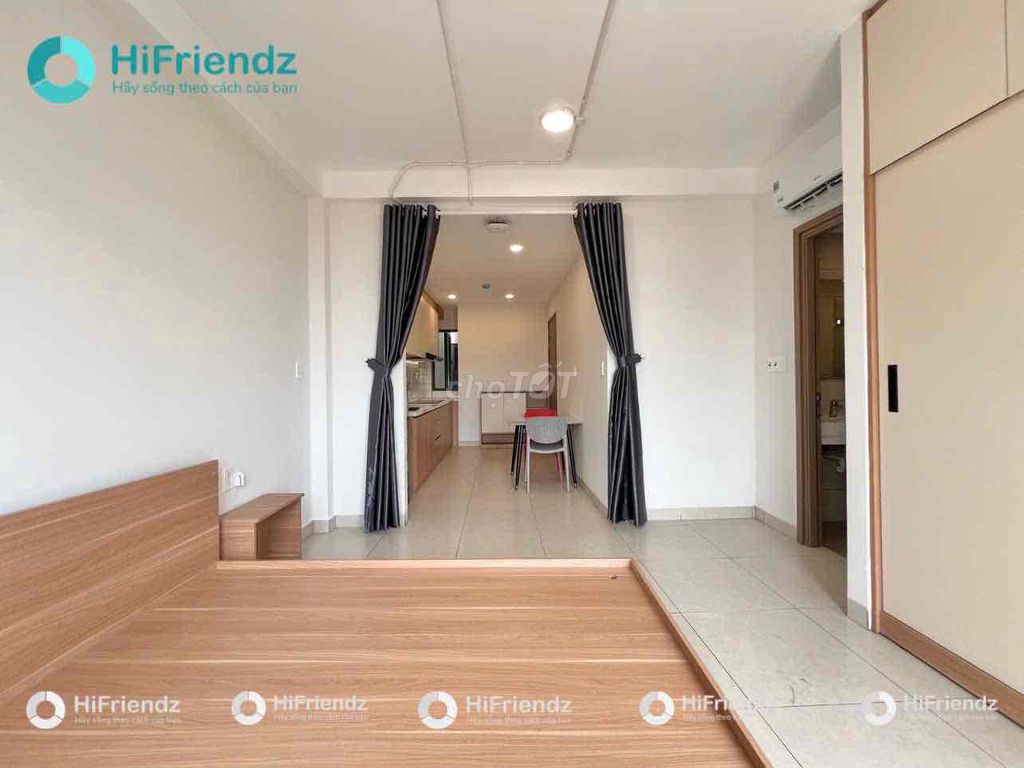 Open the new service apartment. 100 right out of the city.