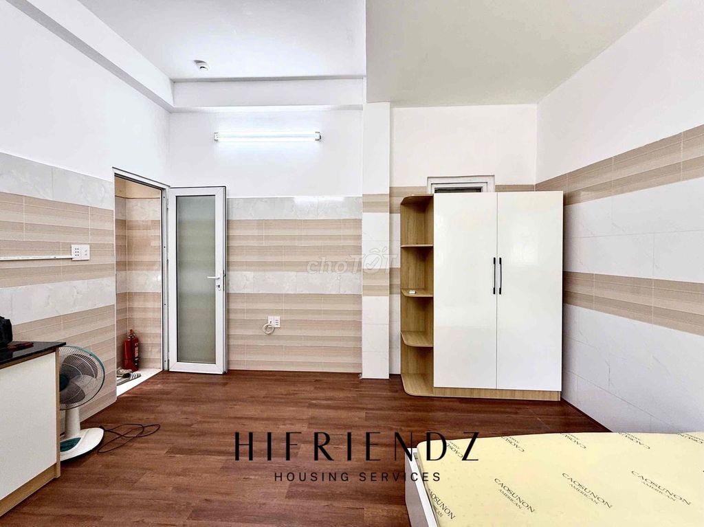 Studio Full Senior on the West Side - Aeon Mall Bình Tân