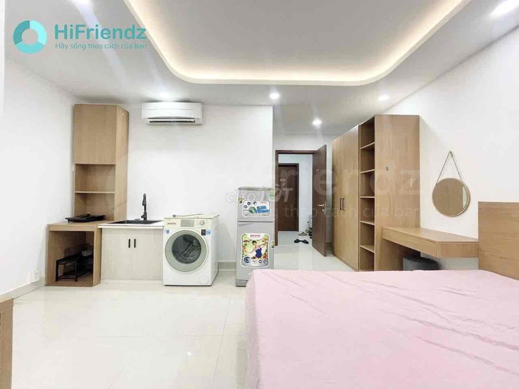 The 2 Studio Bancol is now, invert, near Wing Shing, full of furniture.