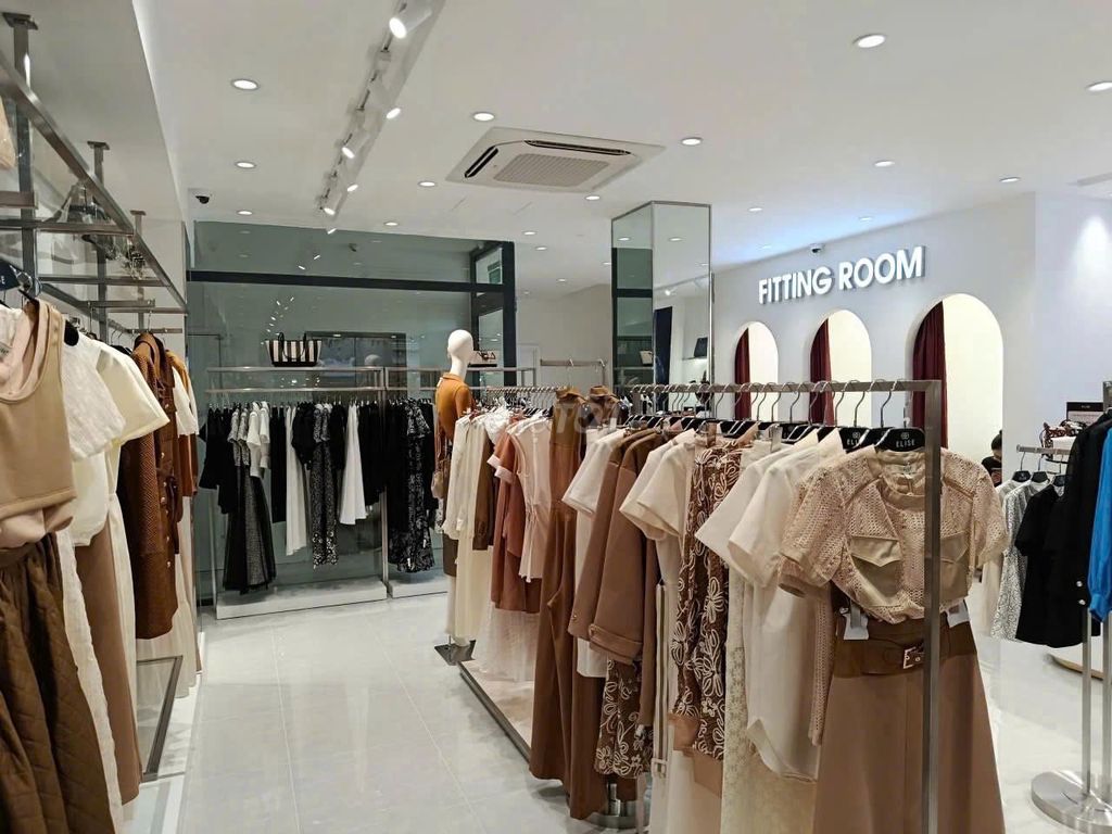 Rent cash 166–168 Nguyễn Trãi, District 5 – Horizontal 7.2 M – 150 million