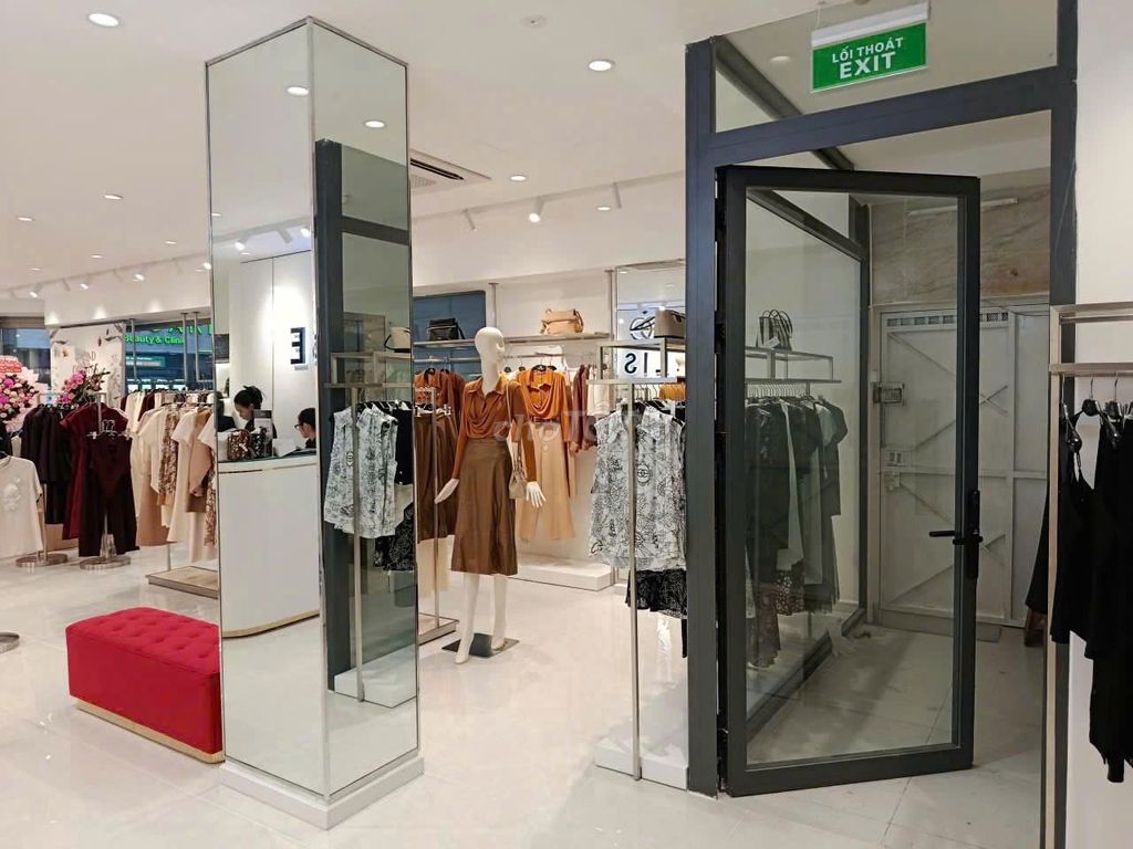 Rent cash 166–168 Nguyễn Trãi, District 5 – Horizontal 7.2 M – 150 million