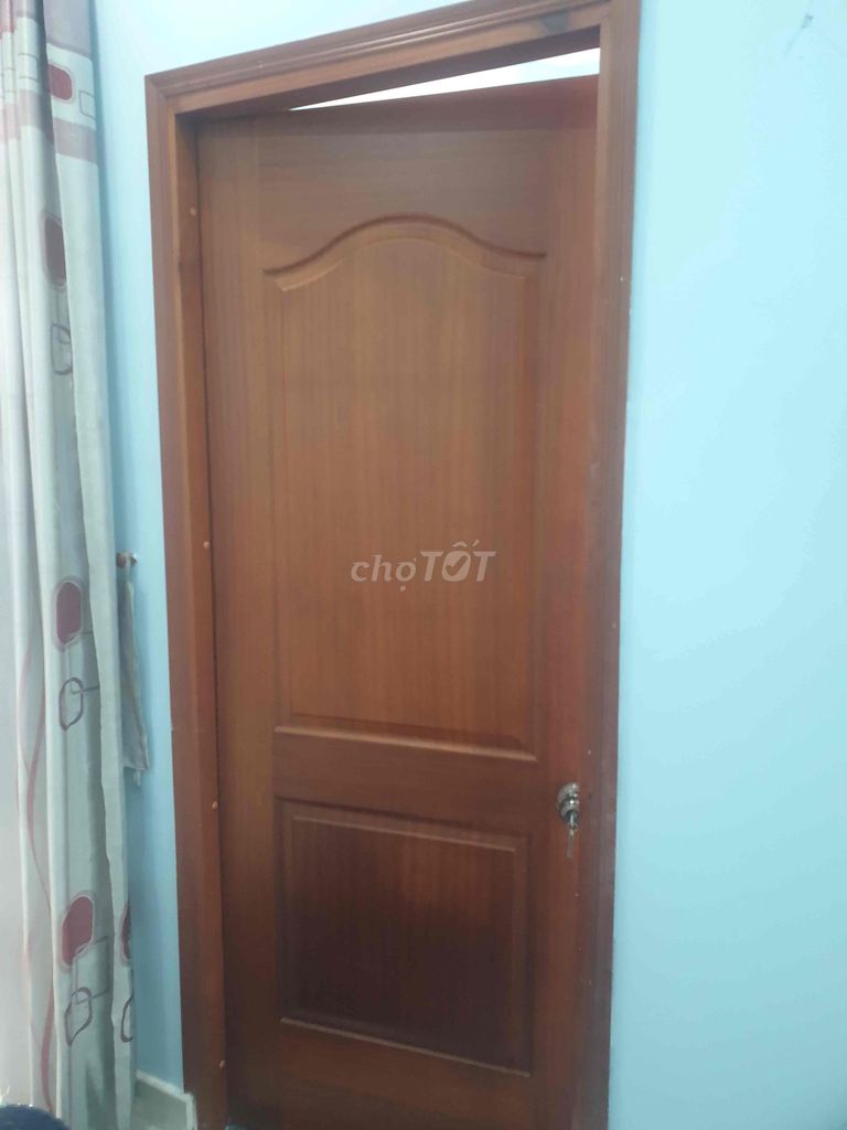 Rent the entire apartment. 1 st floor. 102 Lã Xuân Oai. 9th.